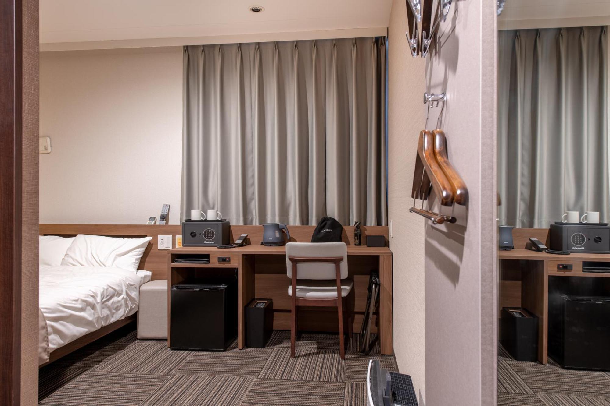 Hotel Sanrriott Osaka Hommachi الغرفة الصورة
