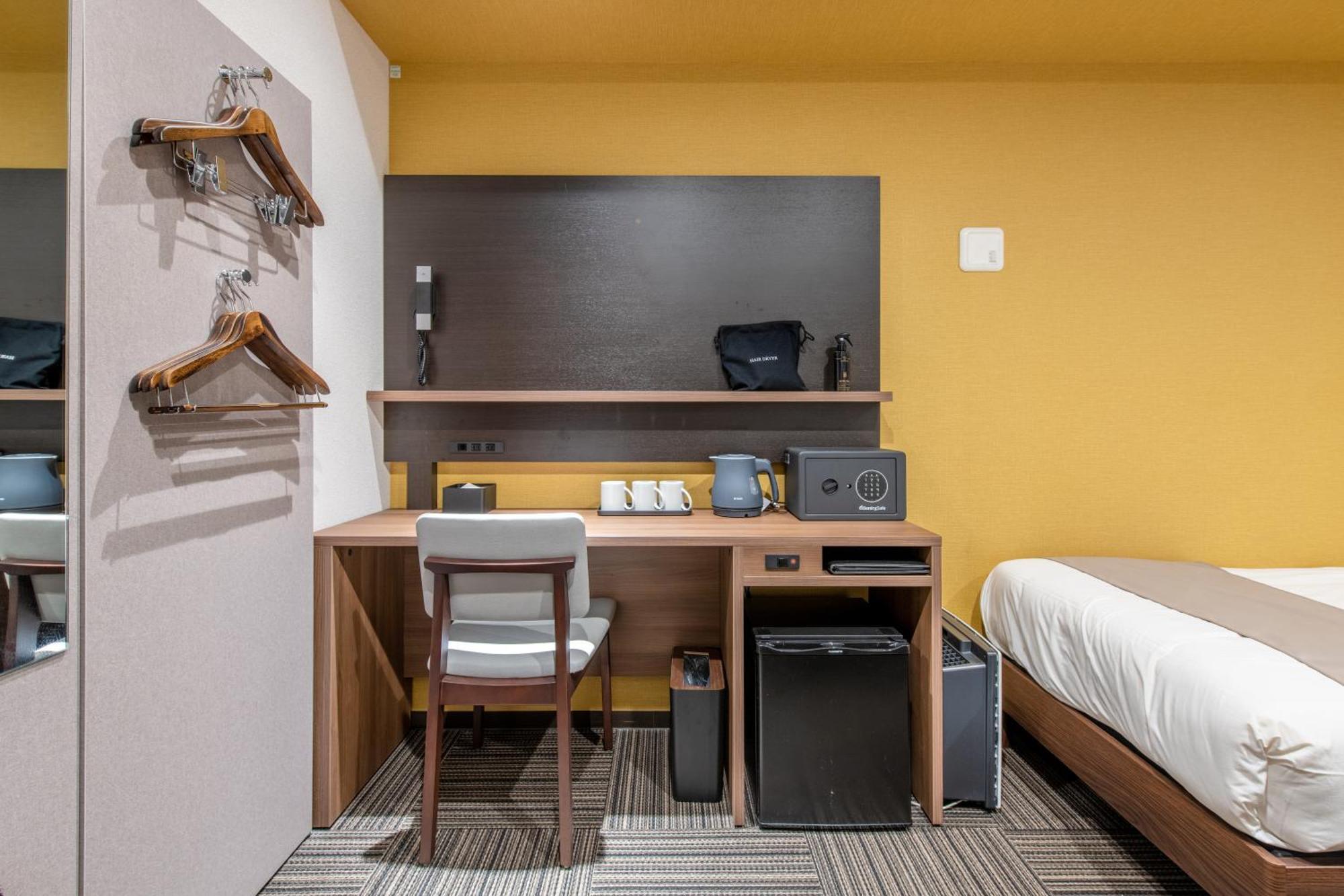 Hotel Sanrriott Osaka Hommachi الغرفة الصورة